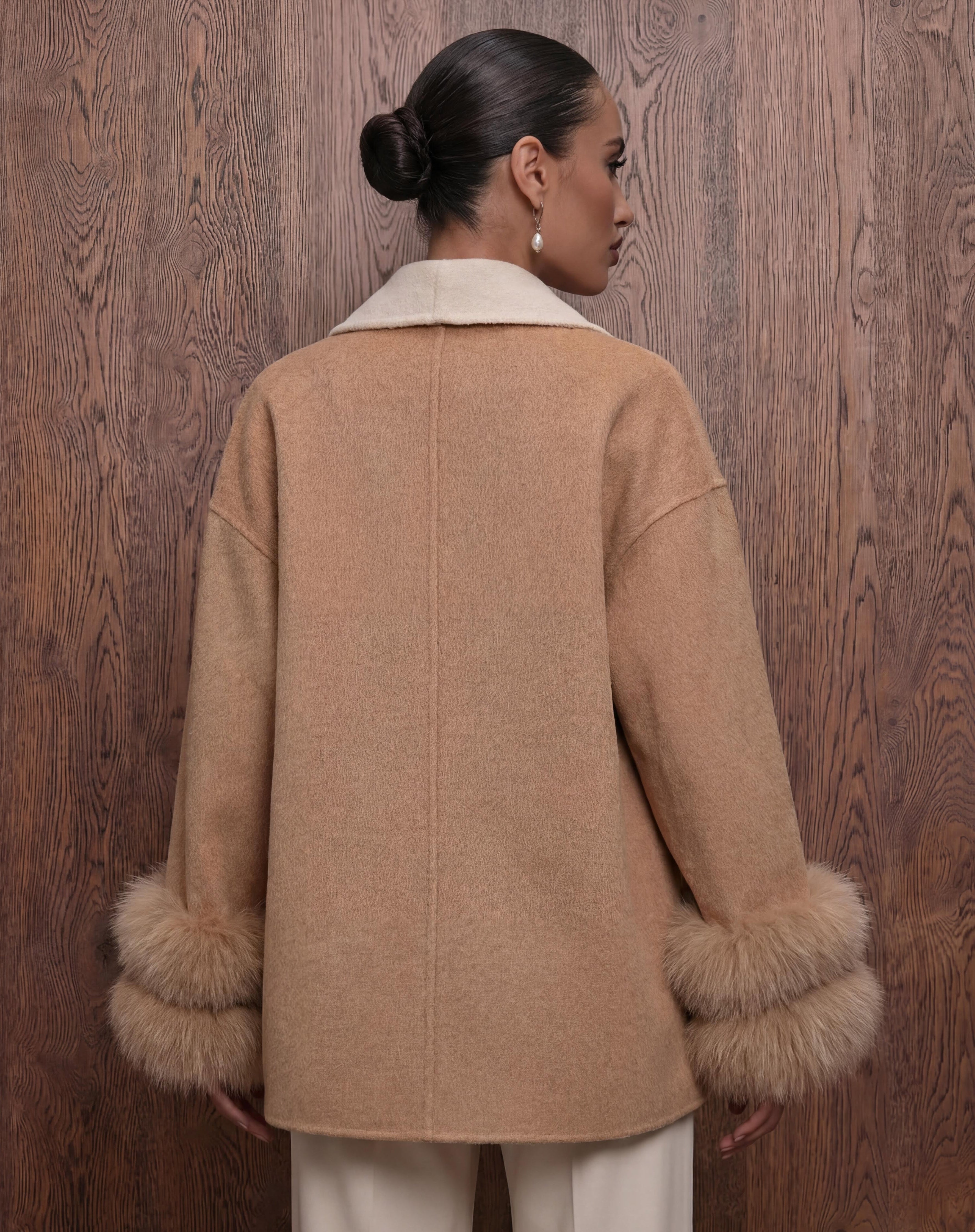 The Kalmar - Kaschmirmantel mit Pelzbesatz aus VIntage Pelz