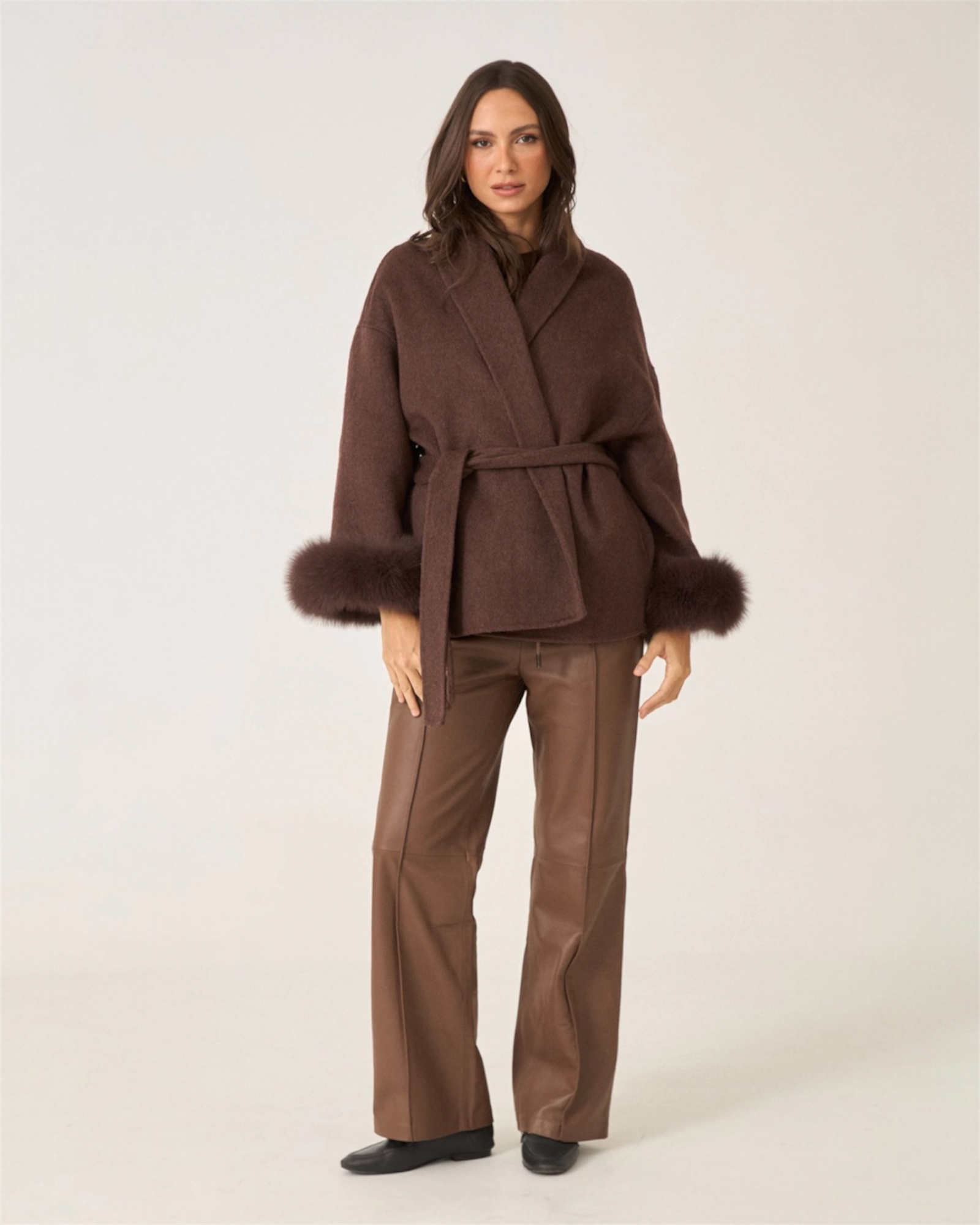 Kurzer Wollmantel mit Fellärmel - THE LUND ESPRESSO Espresso Brown