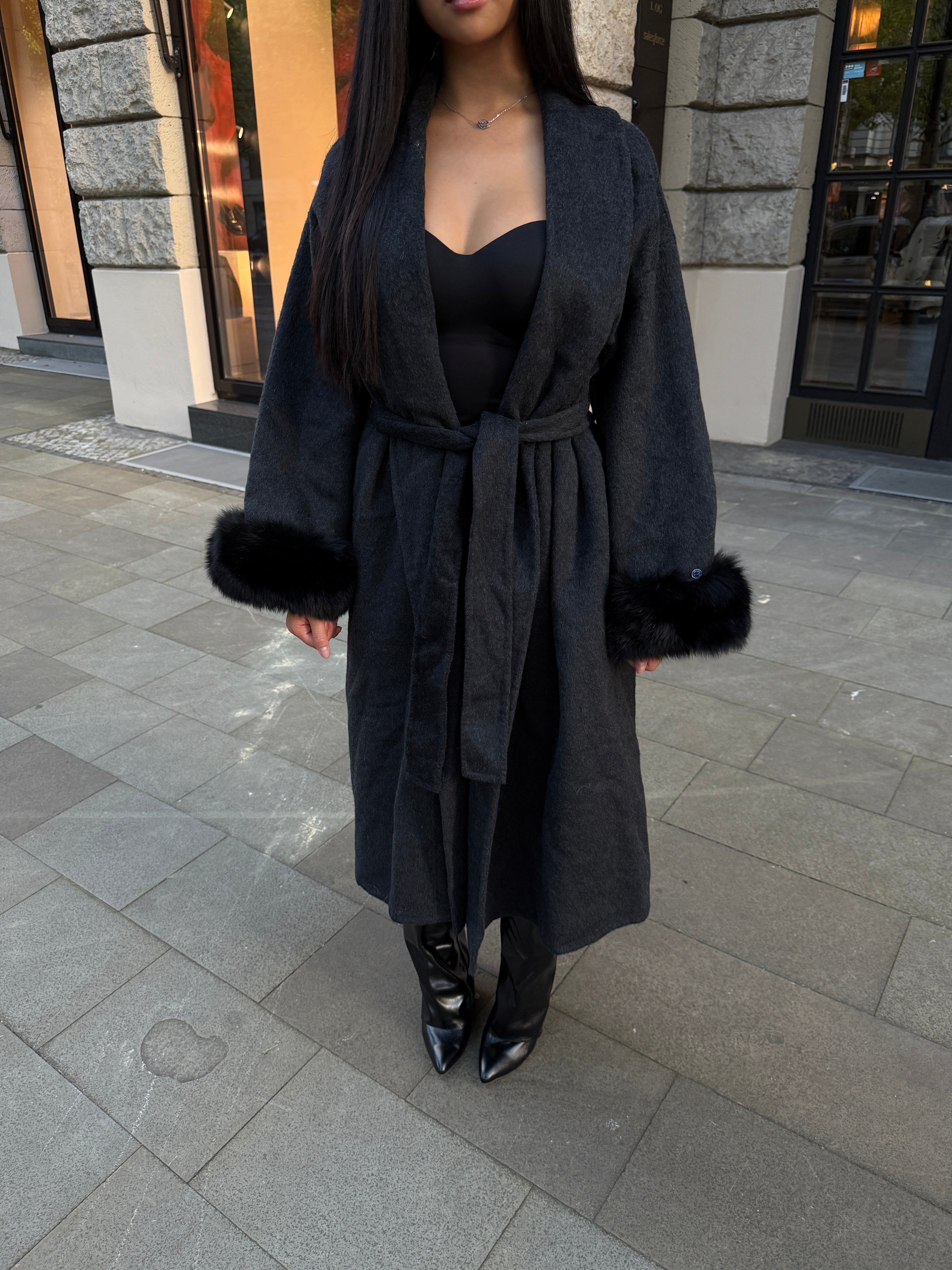 The London - Langer Wollmantel mit Fell