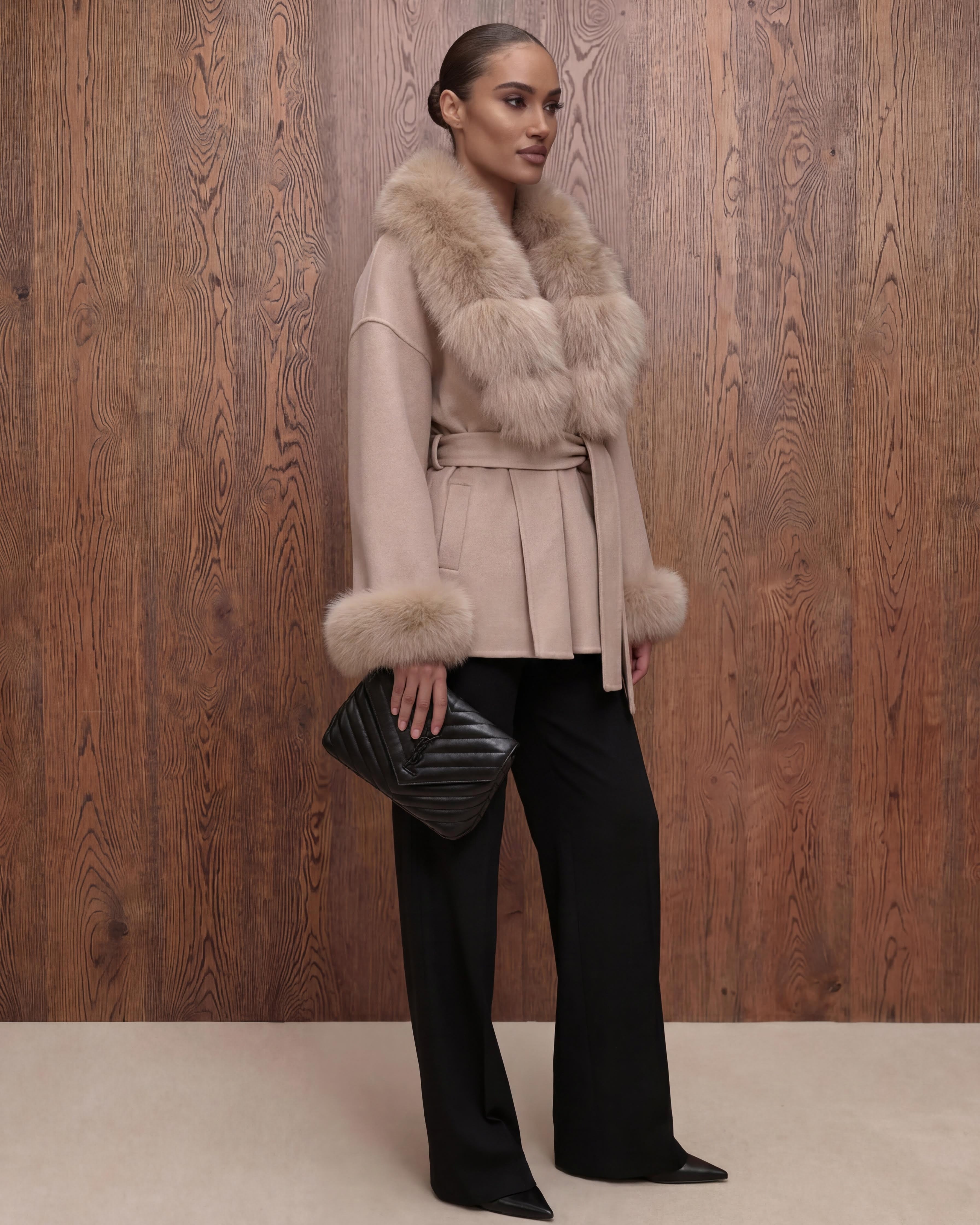 The ODESSA - Cashmere coat with fur collar, taupe