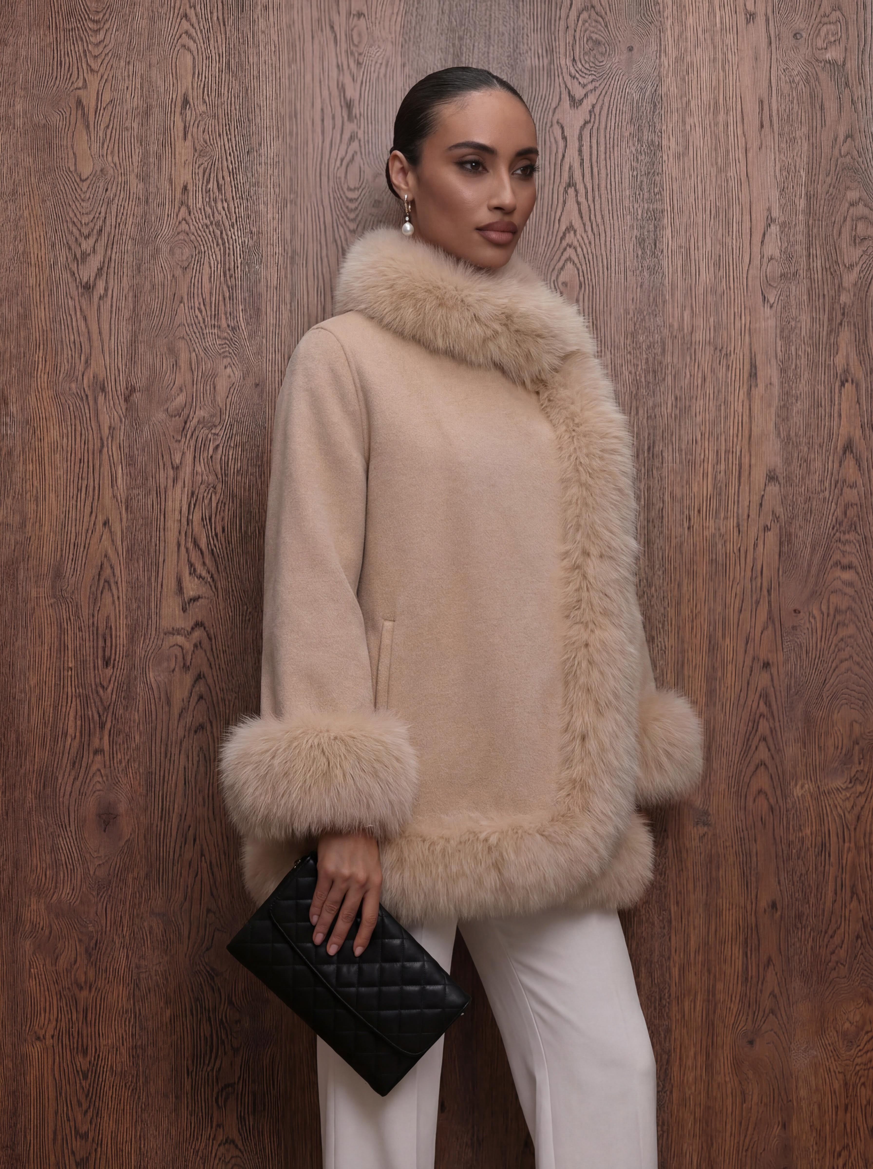 The Malmö - Mantel aus Kaschmir mit Vintage Pelz