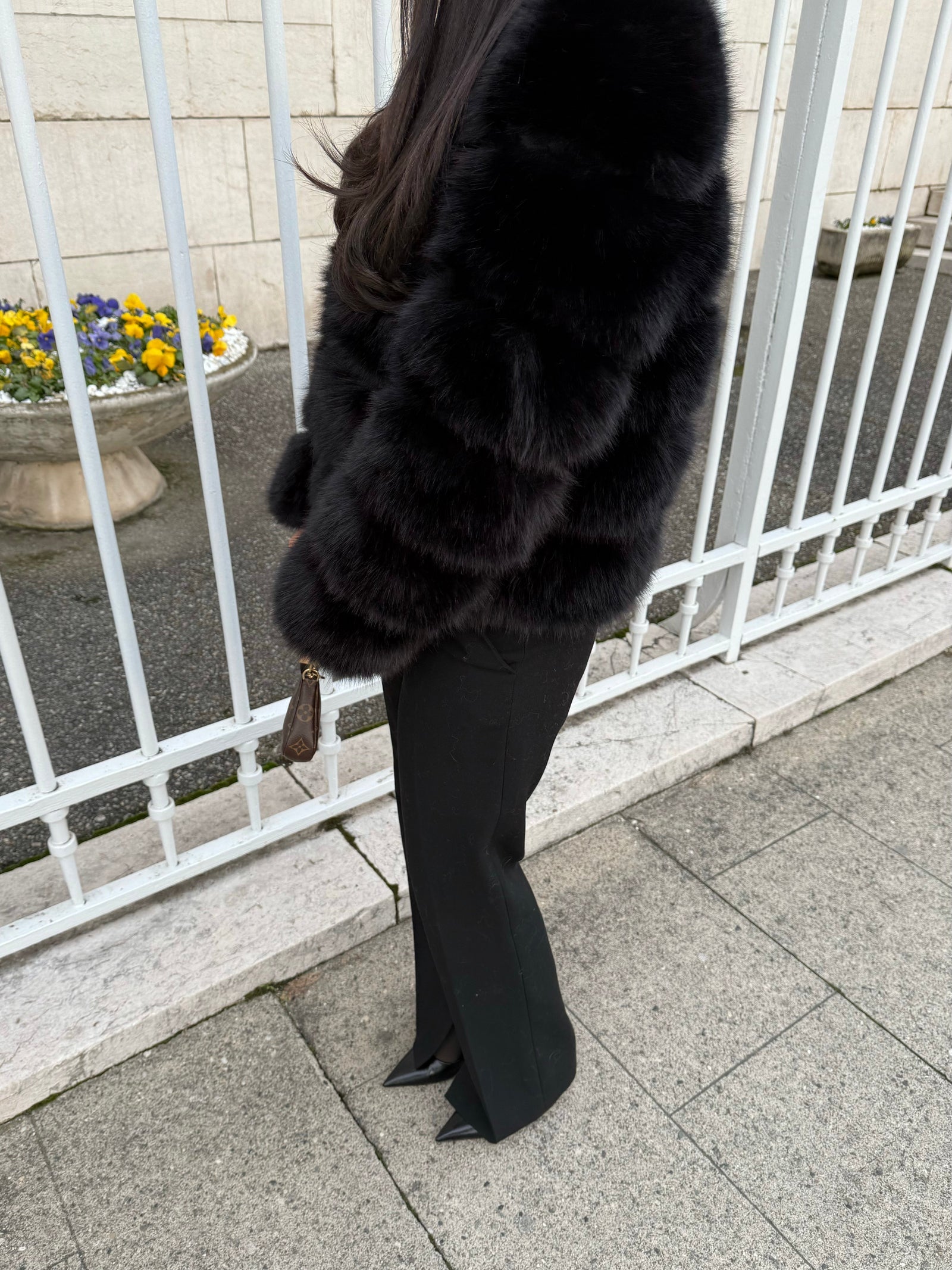 Pelzmantel Faux Fur Schwarz Lang