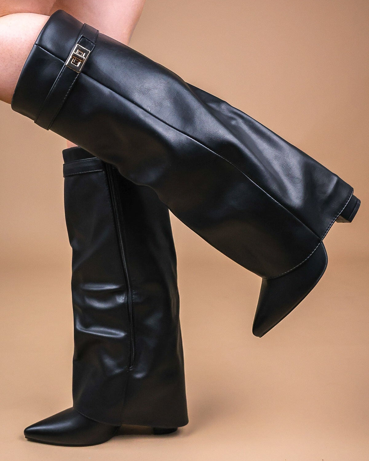 Schwarze Shark Boots Kunstleder mit 4 cm oder 9 cm Absatz – Caliante, Ansicht 1