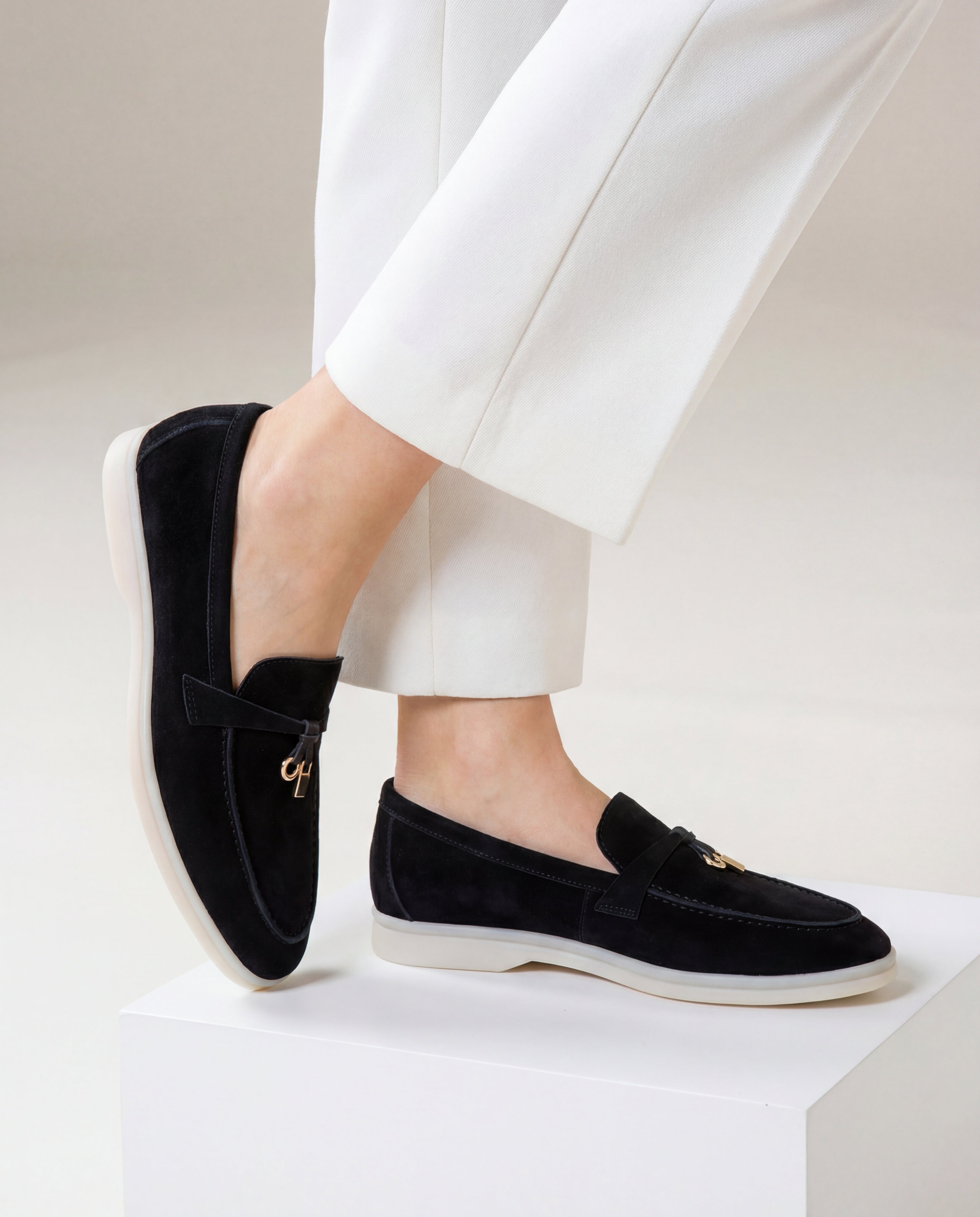 Classic Amulet Loafers Grey Women