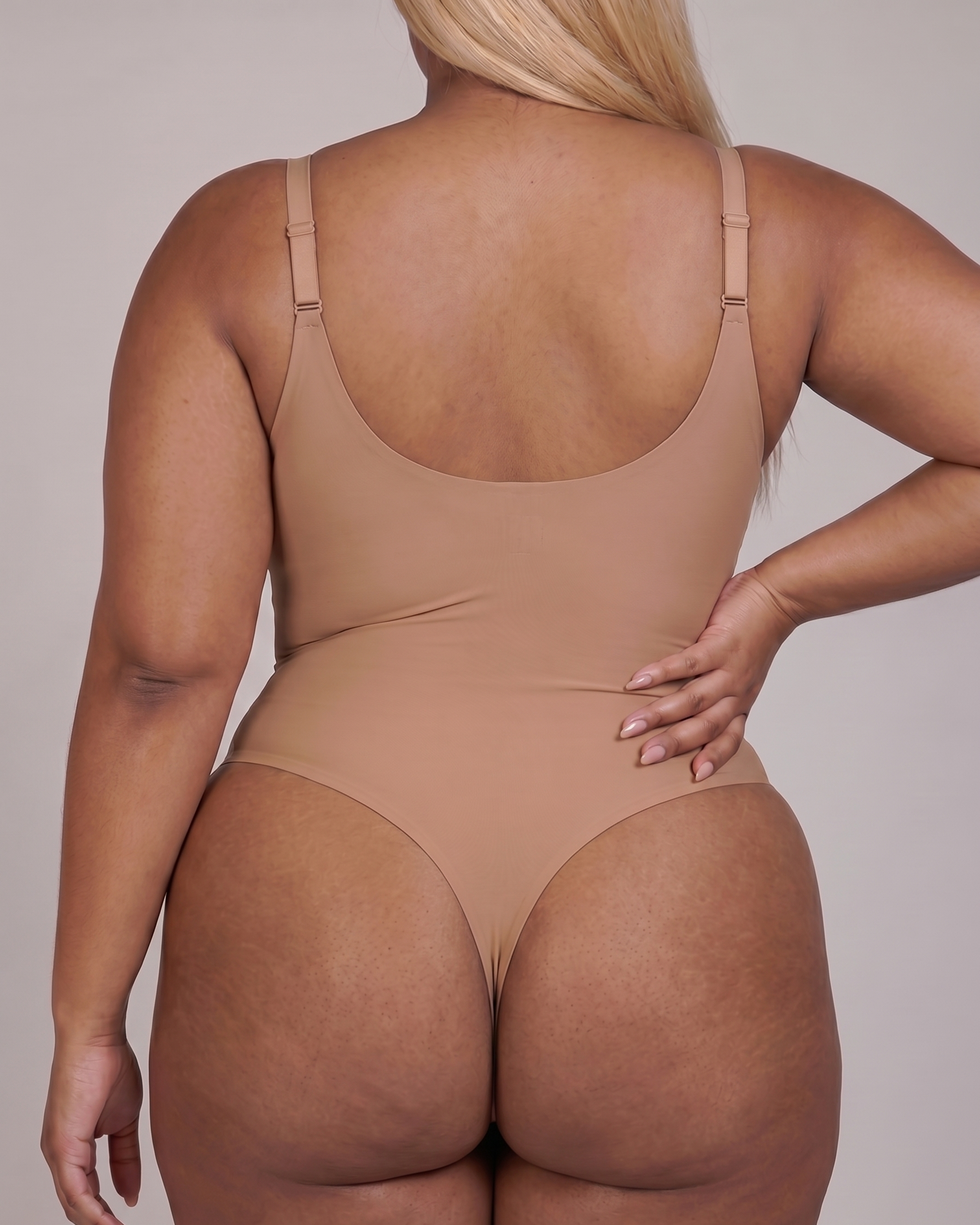 Signature Plunge Sculpting Bodysuit – Skin