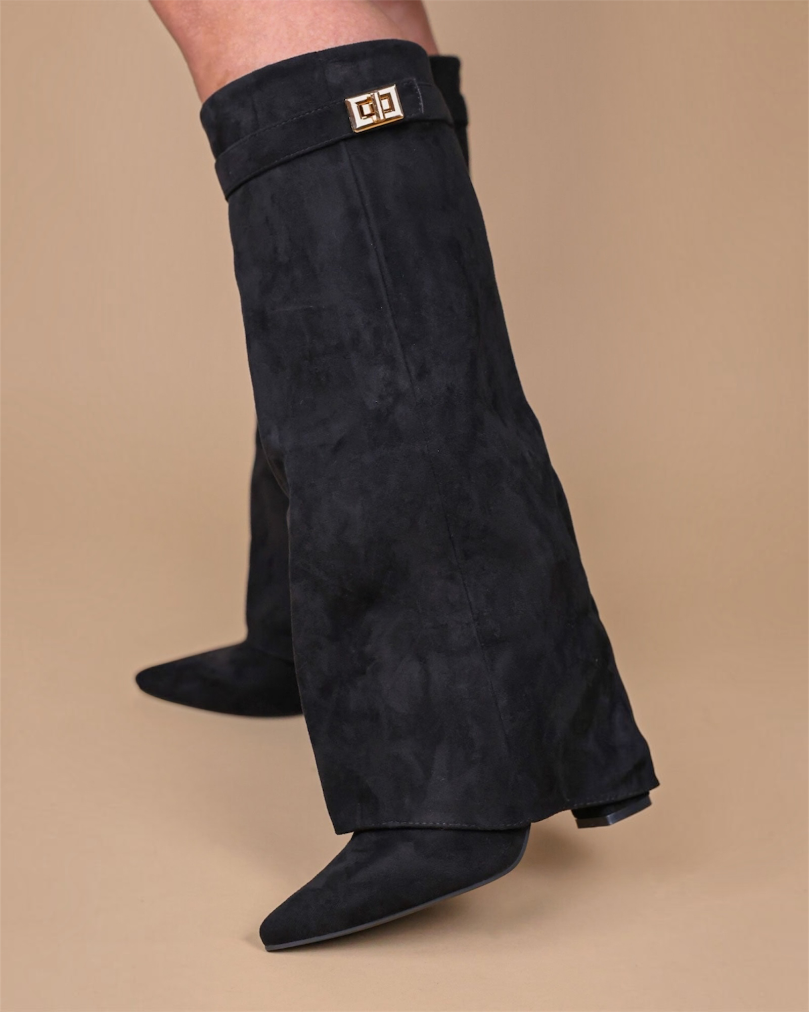 Caliante Shark Boots Faux Suede – Black