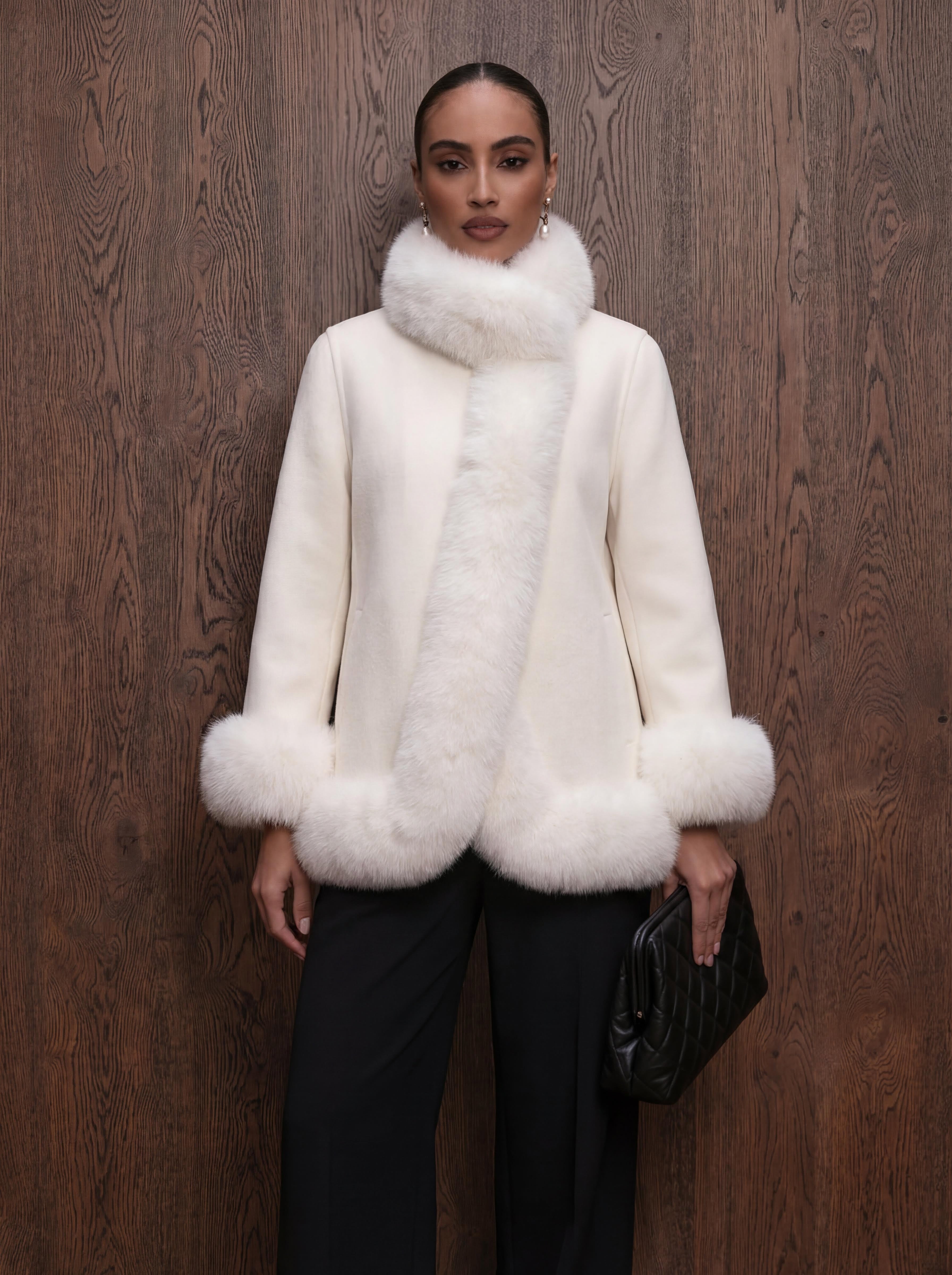 The Malmö - Mantel aus Kaschmir mit Vintage Pelz