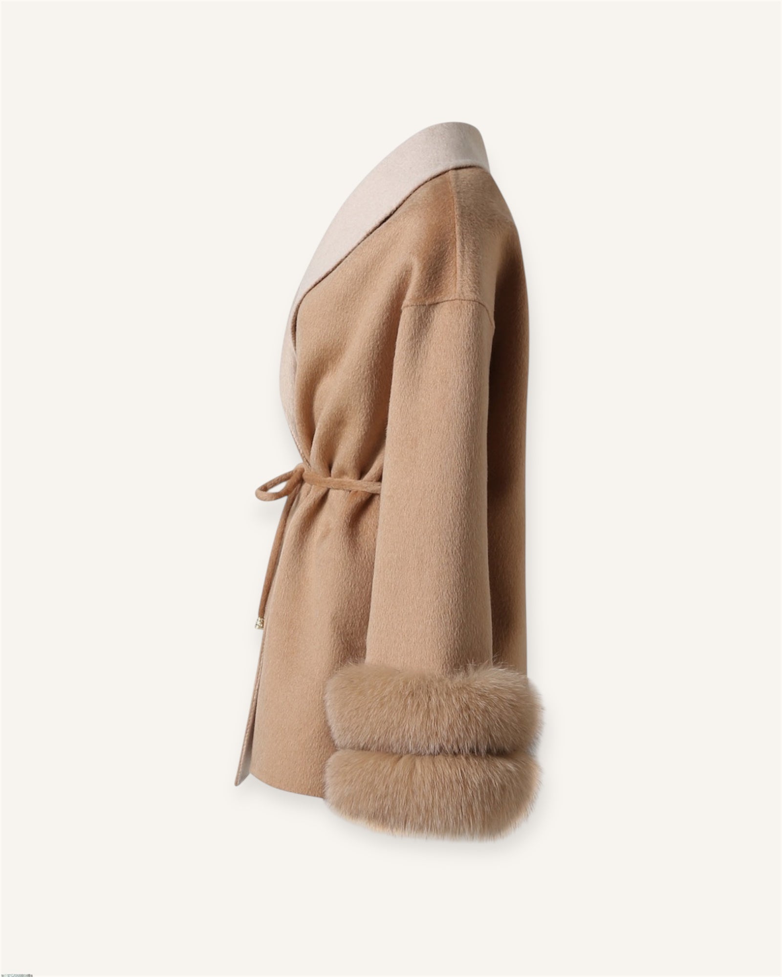 The Kalmar - Kaschmirmantel mit Pelzbesatz aus VIntage Pelz