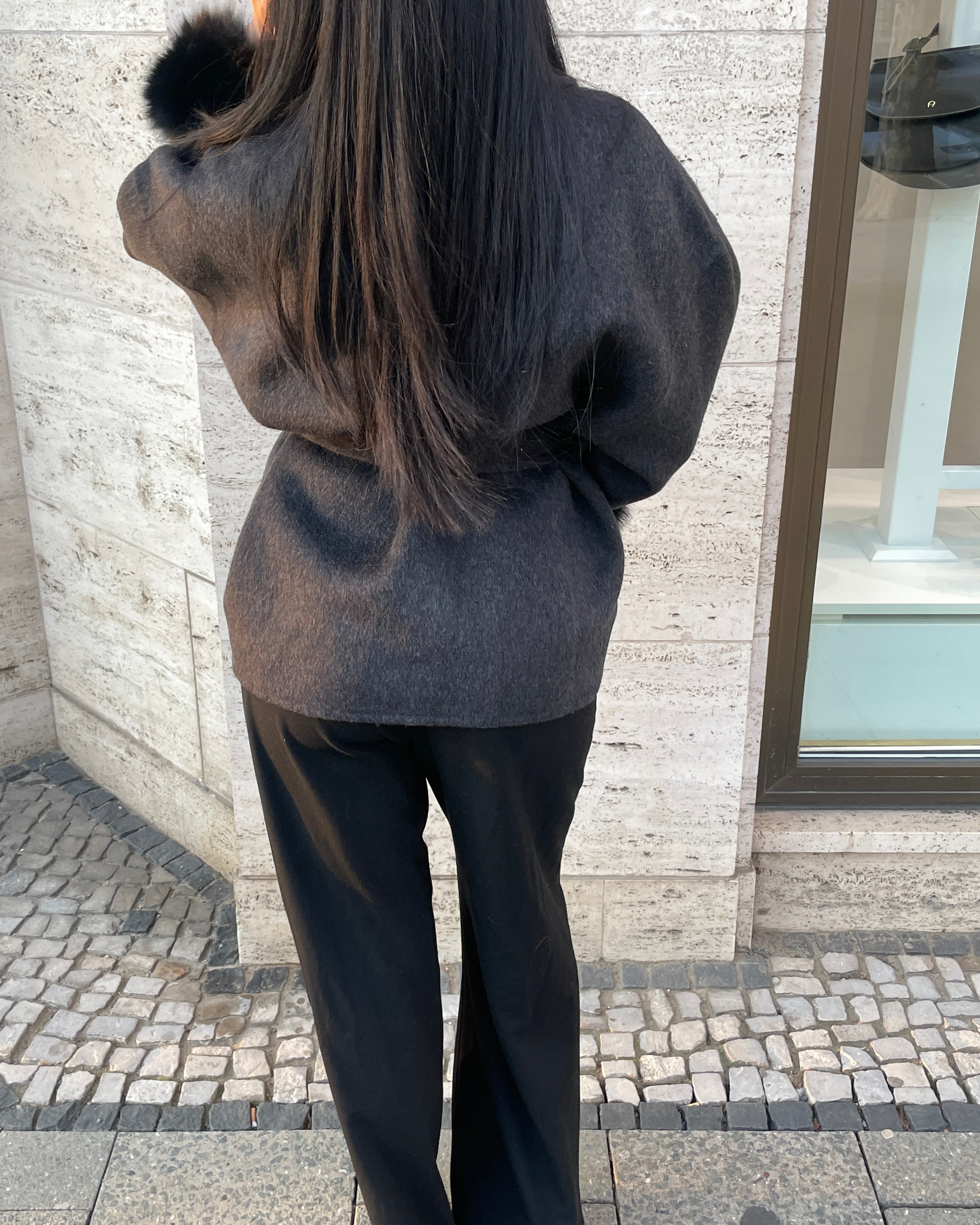 Wollmantel mit Fellbesatz