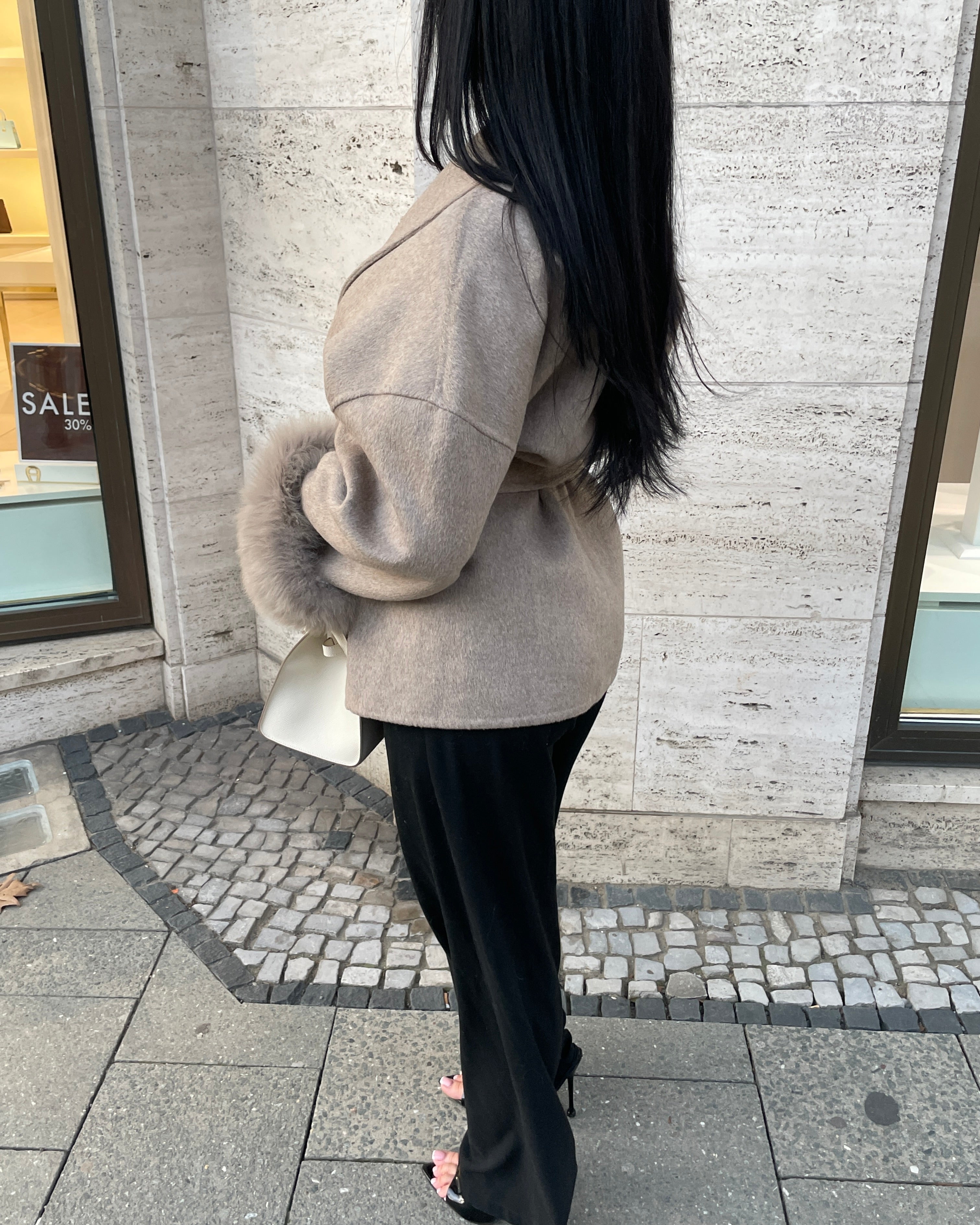 Wollmantel mit Fellbesatz