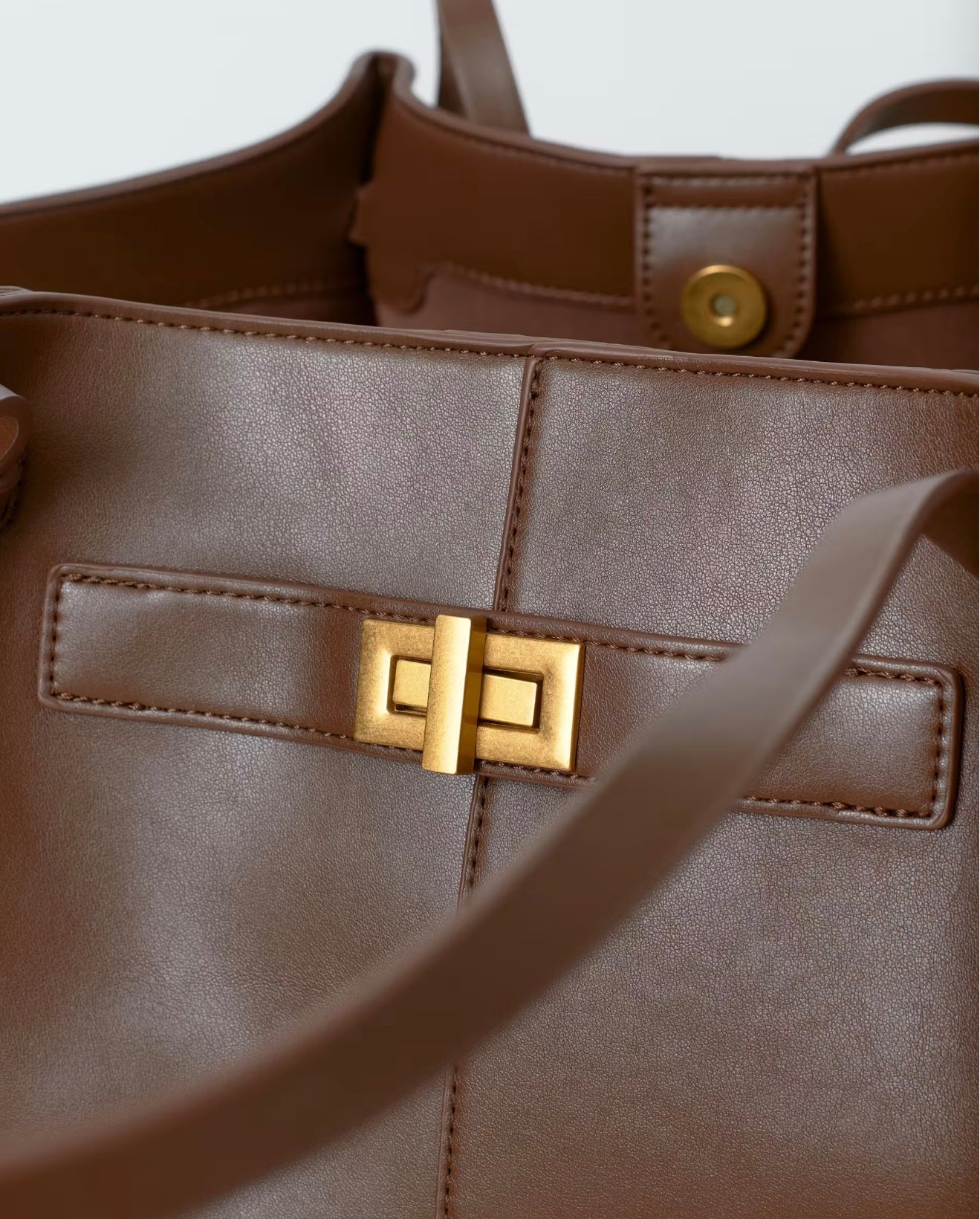 Uni Tasche mit langen Riemen