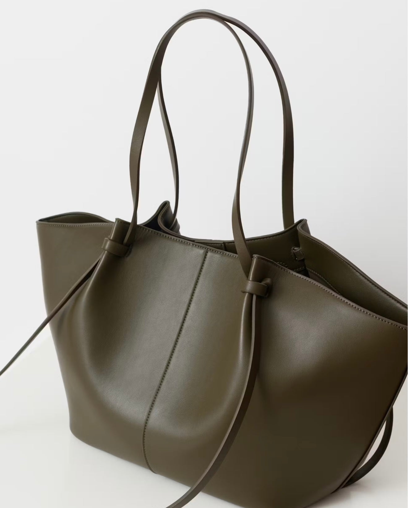 Uni Tasche mit langen Riemen