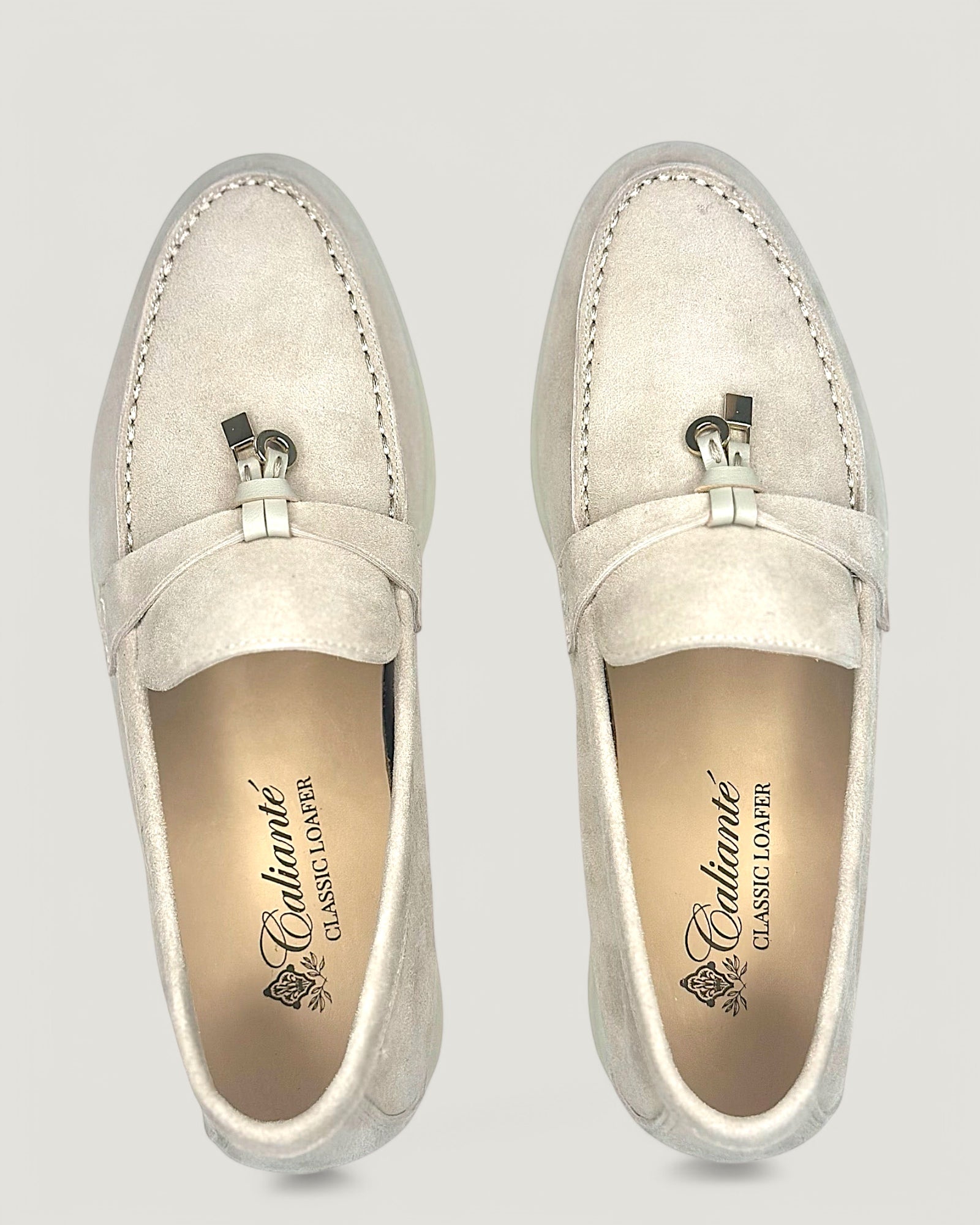 Klassische Amulett Loafer Creme Beige Damen (PREORDER)